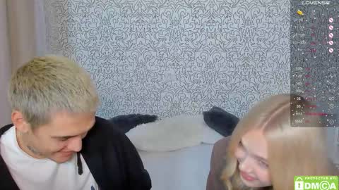 Snapshot of eshcka chatting on 28, 10, 2025 Megan and Brad online show from 28, 10, 2025