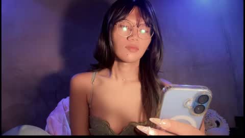 Chelliane online show from 3, 3, 2026