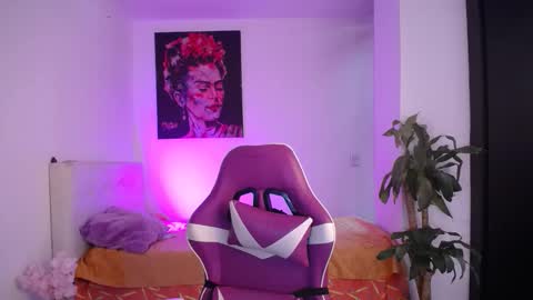 Esmeralda online show from 18, 1, 2026