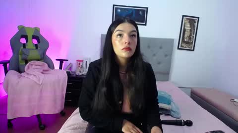 Perla online show from 14, 10, 2025