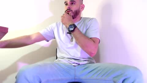 Esteban Fernandez online show from 22, 12, 2024