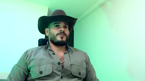 Esteban Fernandez online show from 24, 11, 2025