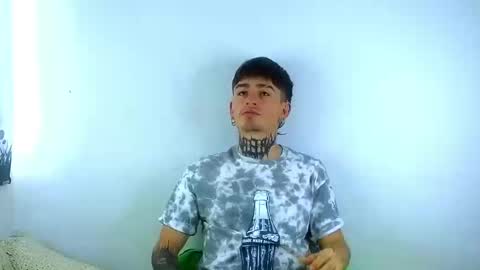 Esteban independent model online show from 6, 3, 2025