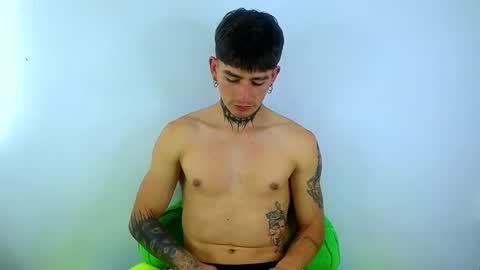 Esteban independent model online show from 6, 3, 2025