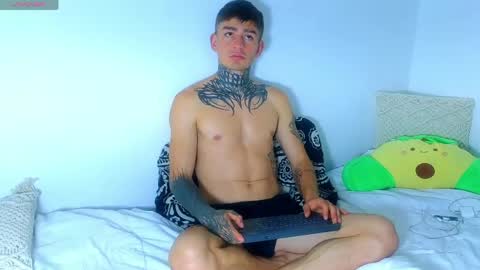 Snapshot of estebanchar_ chatting on 18, 5, 2026 Esteban independent model online show from 18, 5, 2026