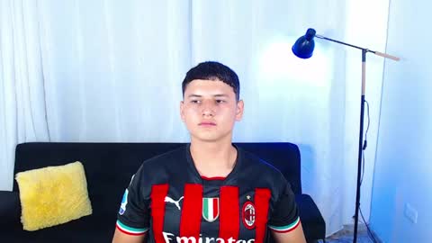estebancum18 online show from 3, 6, 2026
