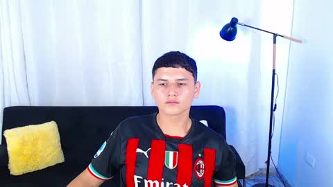 estebancum18 online show from 3, 6, 2026