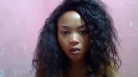 estelah20 online show from 20, 9, 2025