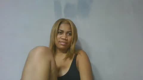 Snapshot of estelah796836 chatting on 18, 5, 2026 estelah796836 online show from 18, 5, 2026