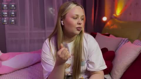 Estella online show from 4, 3, 2026