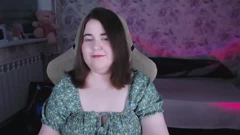 Snapshot of estelle_hicks chatting on 28, 4, 2026 estelle_hicks online show from 28, 4, 2026