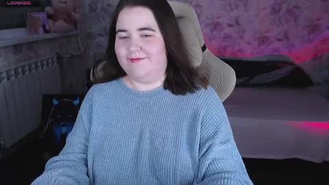 Snapshot of estelle_hicks chatting on 1, 5, 2026 estelle_hicks online show from 1, 5, 2026