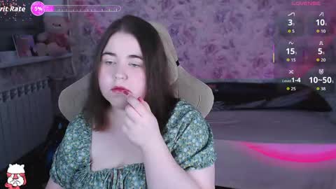 Snapshot of estelle_hicks chatting on 16, 5, 2026 estelle_hicks online show from 16, 5, 2026