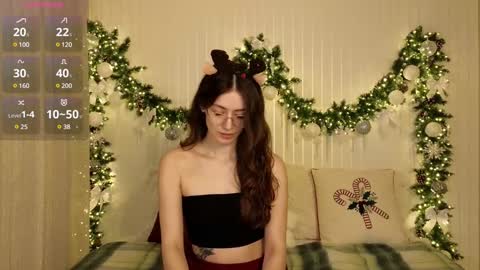 Snapshot of ester_hill chatting on 25, 12, 2024 Ester online show from 25, 12, 2024