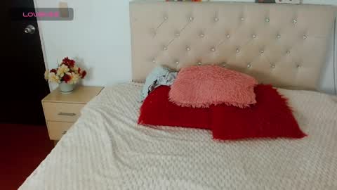 estrella_hank online show from 14, 4, 2026