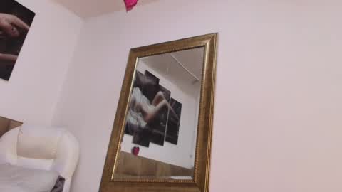 Estrella online show from 27, 2, 2025