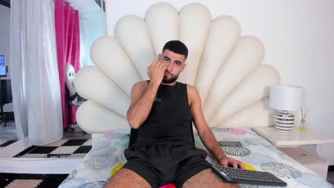 Ethan online show from 2, 2, 2025