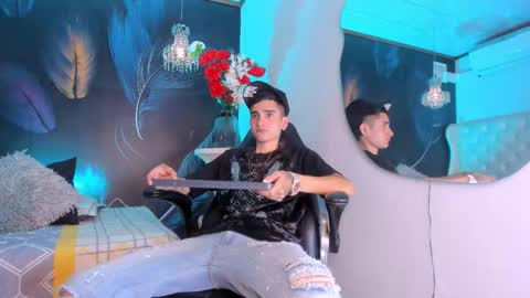 Ethan online show from 19, 12, 2025