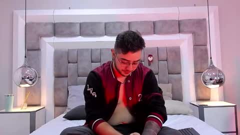 ethan_greys online show from 19, 11, 2025