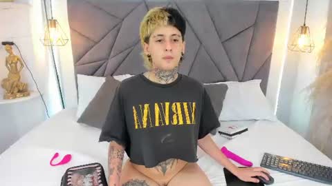 Snapshot of ethan_lennox_ chatting on 22, 7, 2026 Ethan online show from 22, 7, 2026