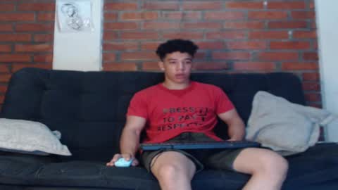 Snapshot of ethan_noir chatting on 19, 1, 2025 Ethan Noir online show from 19, 1, 2025