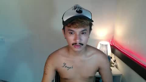 Snapshot of ethan_uwuxx chatting on 7, 6, 2026 DAVE online show from 7, 6, 2026