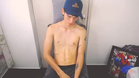 Snapshot of ethancoleeman chatting on 4, 6, 2026 EthanColeeman online show from 4, 6, 2026