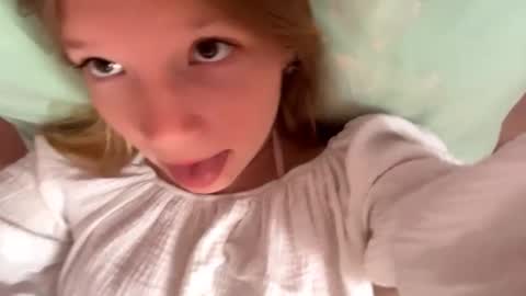 Lana online show from 12, 9, 2025