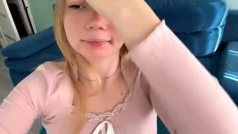 Lana online show from 26, 9, 2025