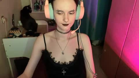Snapshot of eunabiddlecome chatting on 16, 5, 2026 Kate online show from 16, 5, 2026