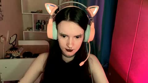 Snapshot of eunabiddlecome chatting on 18, 5, 2026 Kate online show from 18, 5, 2026