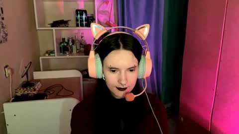 Snapshot of eunabiddlecome chatting on 28, 5, 2026 Kate online show from 28, 5, 2026