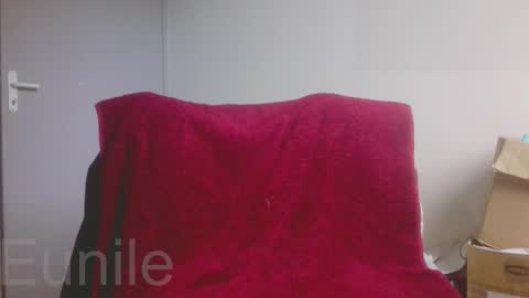 eunile online show from 23, 10, 2025