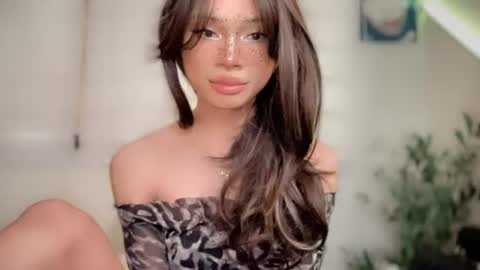 Snapshot of euphoric_goddess chatting on 28, 6, 2026 euphoric_goddess online show from 28, 6, 2026