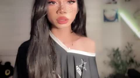 Snapshot of euphoric_goddess chatting on 3, 7, 2026 euphoric_goddess online show from 3, 7, 2026