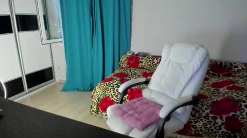 Snapshot of eva_7777 chatting on 8, 7, 2026 Eva online show from 8, 7, 2026