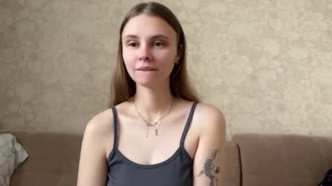 Eva Calvin online show from 6, 11, 2025