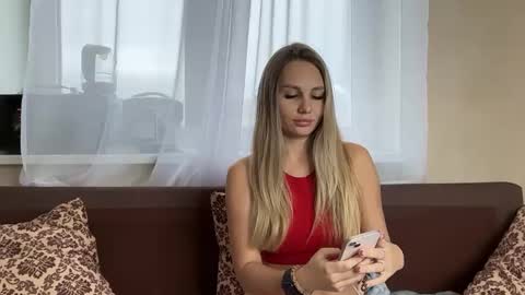 Snapshot of eva_fire_fox chatting on 5, 11, 2025 Eva fire fox online show from 5, 11, 2025