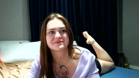 Snapshot of eva_foxe chatting on 6, 1, 2026 Eva online show from 6, 1, 2026