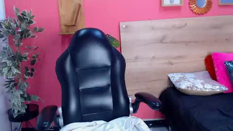 Snapshot of eva_love49 chatting on 28, 7, 2026 eva_love49 online show from 28, 7, 2026