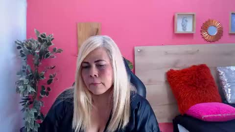 Snapshot of eva_love49 chatting on 29, 7, 2026 eva_love49 online show from 29, 7, 2026