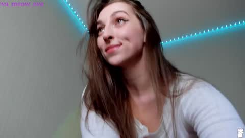 eva_meow_eva online show from 10, 1, 2025