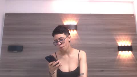 Snapshot of eva_monwalker chatting on 15, 2, 2025 Eva cute online show from 15, 2, 2025