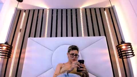 Snapshot of eva_monwalker chatting on 12, 1, 2026 Eva cute online show from 12, 1, 2026