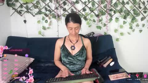 Eva  online show from 9, 1, 2026