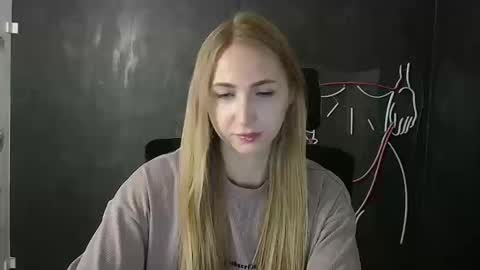 Eva online show from 10, 10, 2025