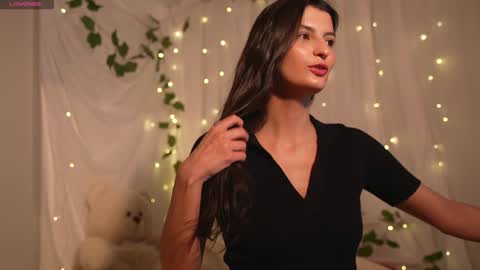 EVA  online show from 18, 1, 2025