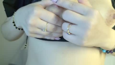 Snapshot of eva_sin18 chatting on 15, 5, 2026 Eva Sin online show from 15, 5, 2026