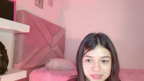 Snapshot of eva_sin18 chatting on 1, 6, 2026 Eva Sin online show from 1, 6, 2026