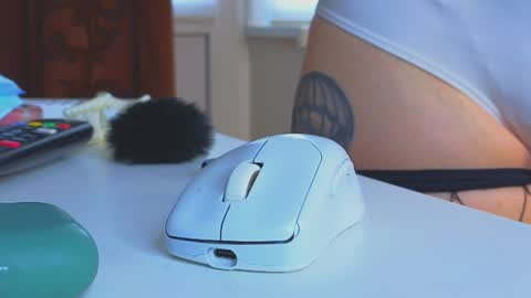 Hi there i am Eva and i wish create a nice community with you so join my Ticket Show for more pleasure online show from 29, 6, 2026